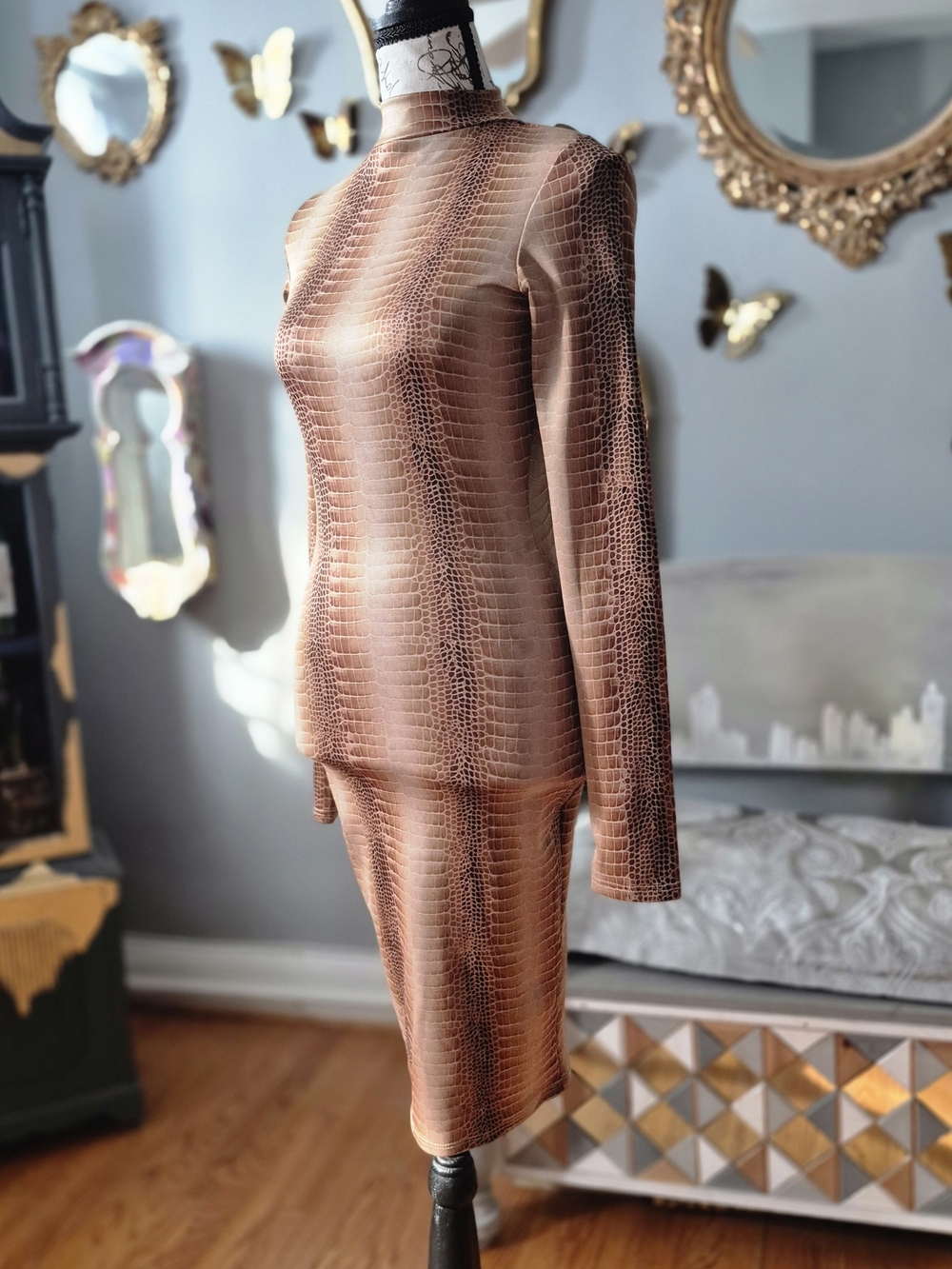 Faux Snake Textured Bodycon Dress Set in Rich Copper XS - Picture 2 of 6